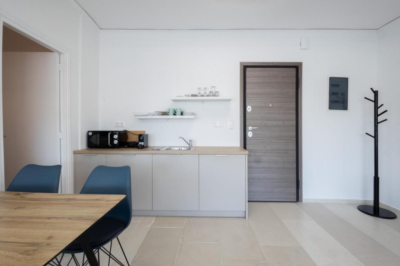 Hip And Fun Apt B Atenas Exterior foto