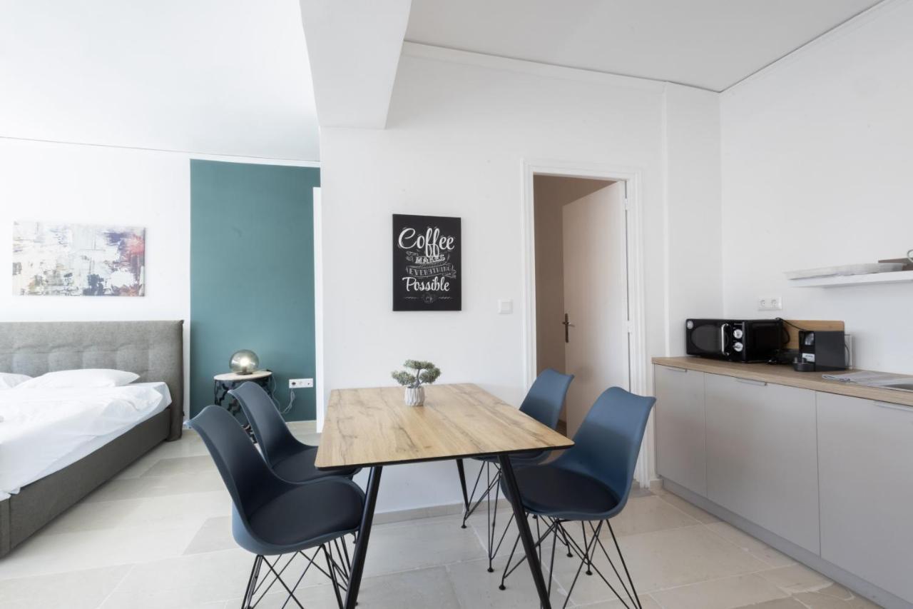 Hip And Fun Apt B Atenas Exterior foto
