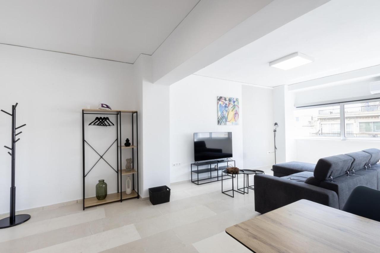 Hip And Fun Apt B Atenas Exterior foto